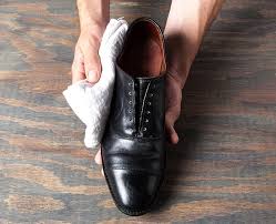 Comment bien cirer ses chaussures